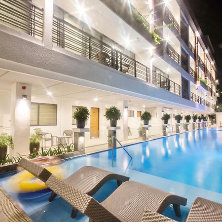 Commander Suites De Boracay Manoc-Manoc Екстер'єр фото
