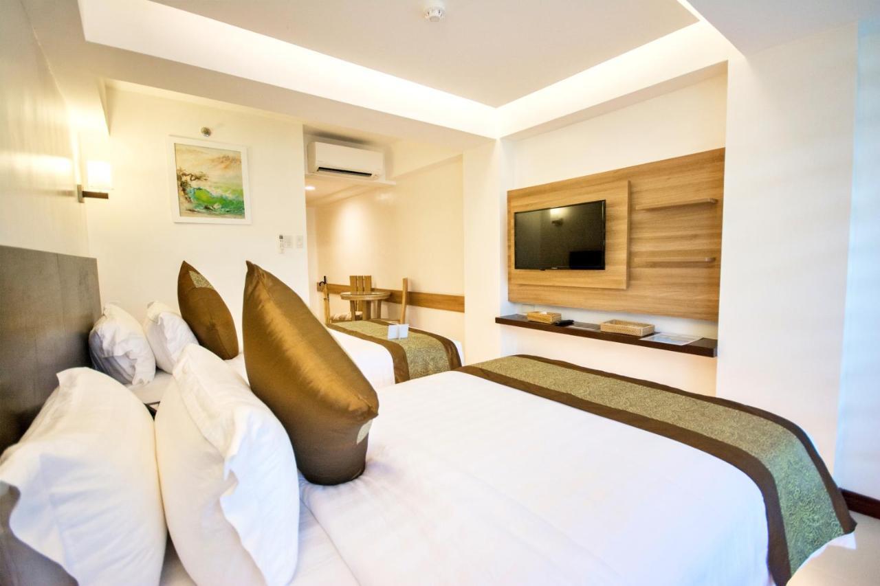 Commander Suites De Boracay Manoc-Manoc Екстер'єр фото