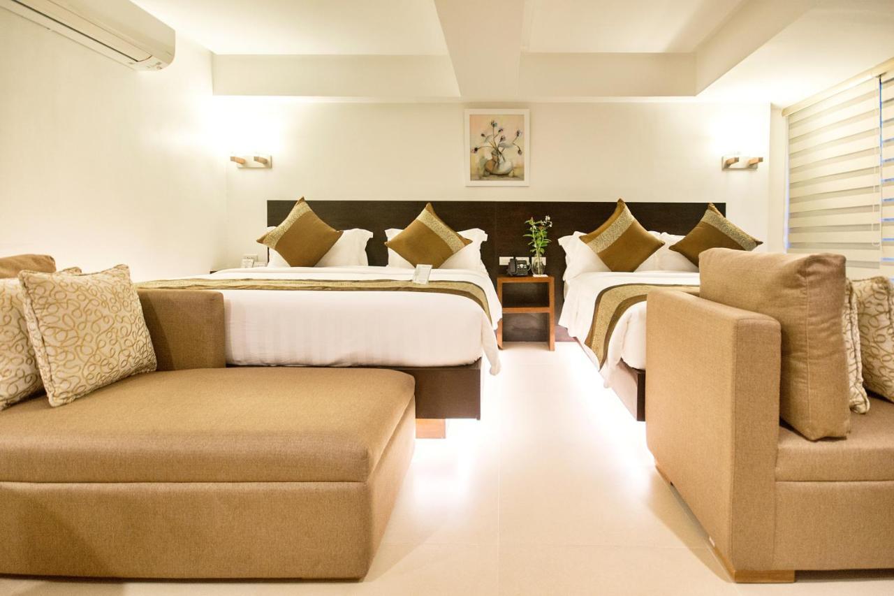 Commander Suites De Boracay Manoc-Manoc Екстер'єр фото