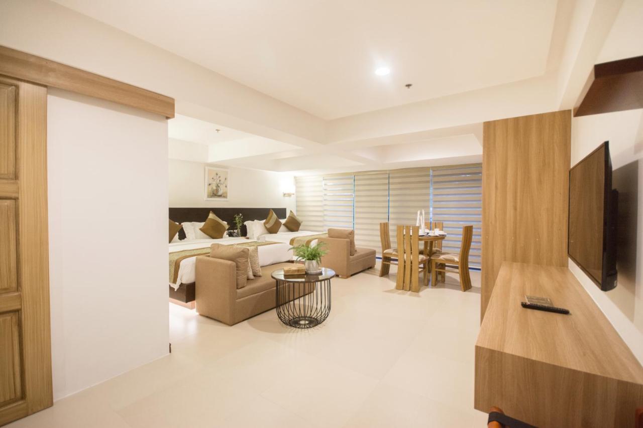 Commander Suites De Boracay Manoc-Manoc Екстер'єр фото