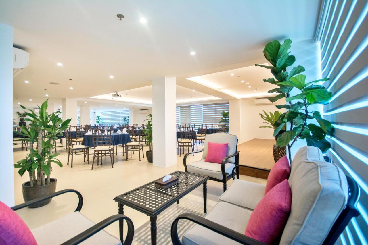 Commander Suites De Boracay Manoc-Manoc Екстер'єр фото