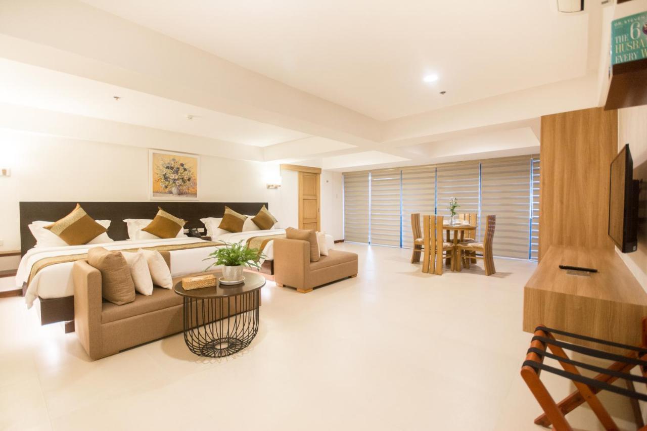 Commander Suites De Boracay Manoc-Manoc Екстер'єр фото