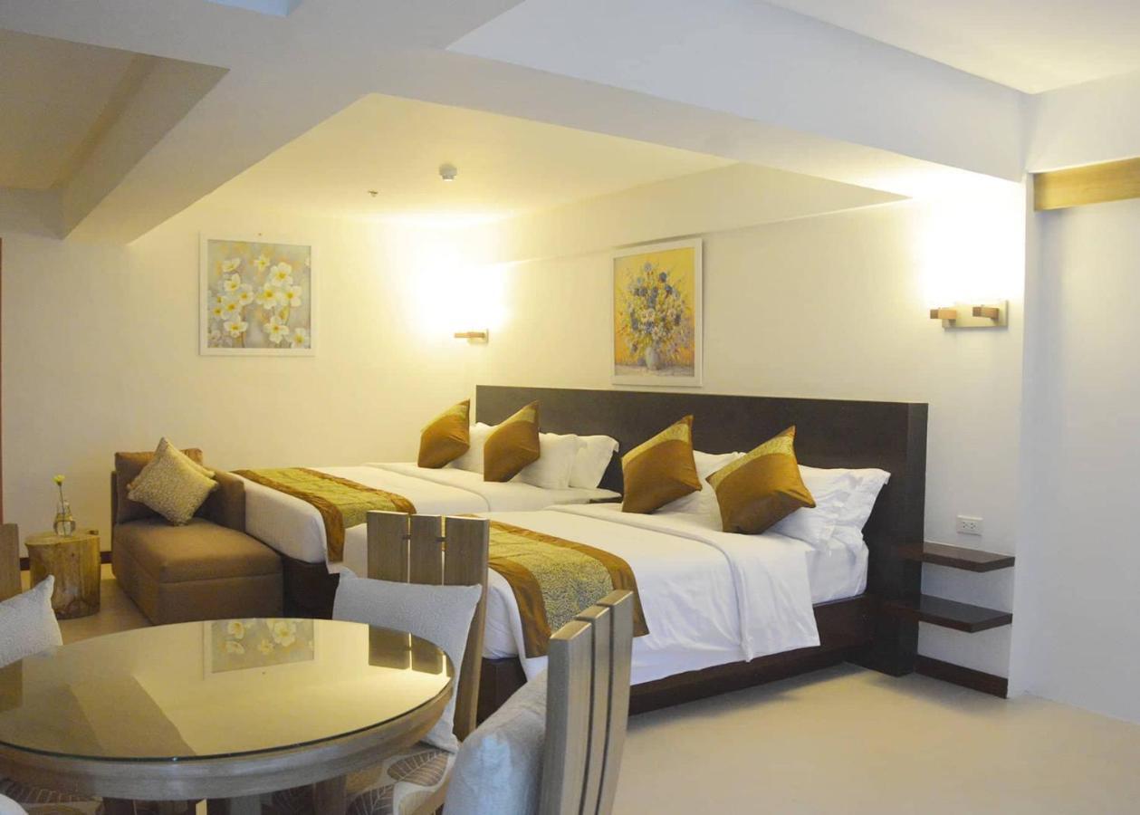 Commander Suites De Boracay Manoc-Manoc Екстер'єр фото